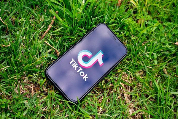 Devenir un blog expert en tiktok : astuces et stratégies clés